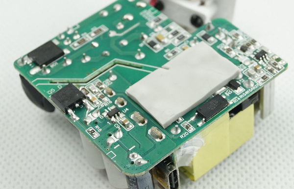 电源导热硅胶片